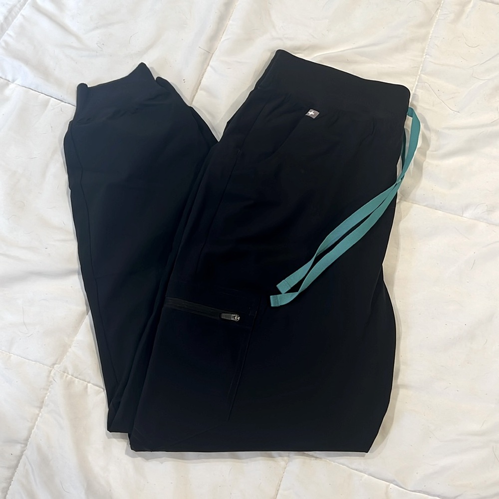 Figs scrub pants